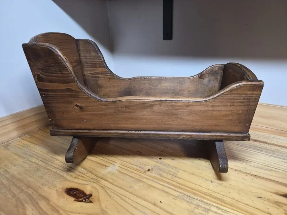 Vintage Brown Solid Wood Baby Doll Rocking Cradle/Bed , 20